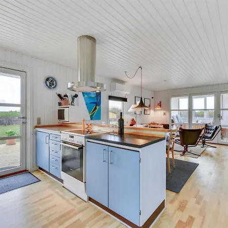 Holiday home Thamara - 350m From The Sea In Western Jutland By Interhome *