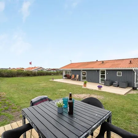 Thamara - 350m From The Sea By Interhome *